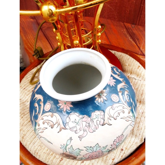 Vintage large handmade carved floral ceramic vase 🪴 - Picture 3 of 5